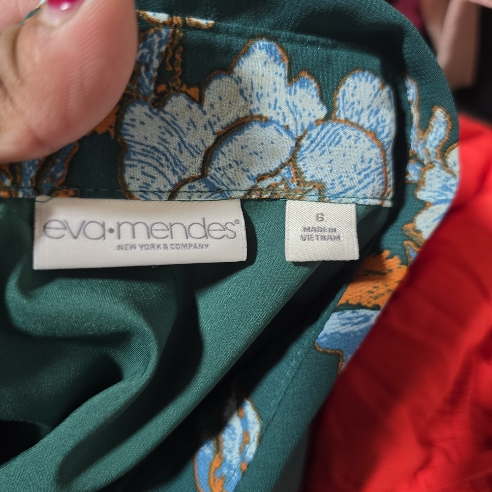 Eva Mendes for New York & Company Teal Floral Robe - Picture 5 of 10